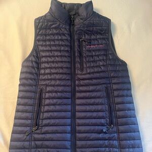 Vineyard Vines. Lightweight vest. Blue. Size XXS.